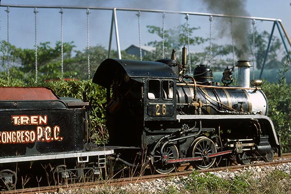 15 inch gauge Cagney 4-4-0 at Railway Workshops, Havana