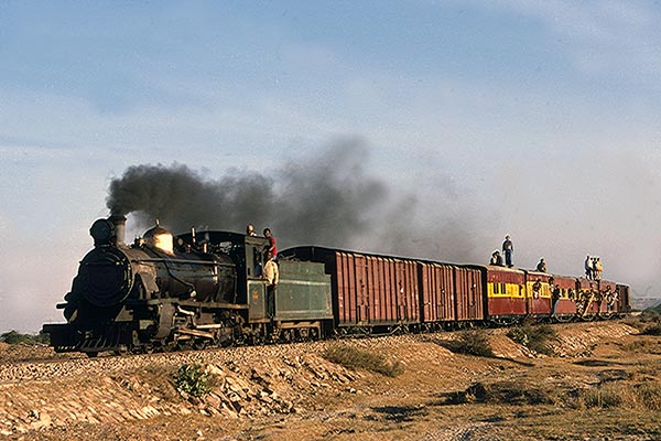 Central Railway NM class 4-6-2 no.608 near Gwalior