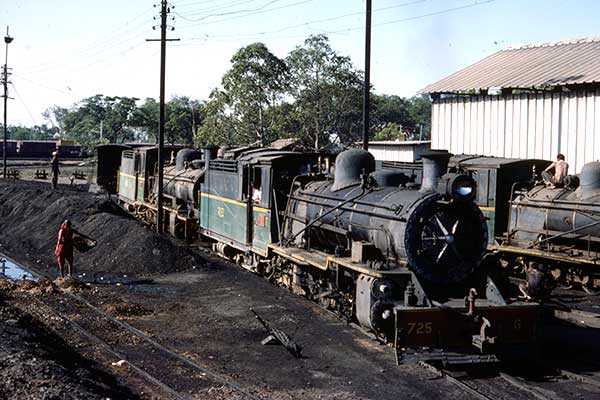 Central Railway (India) G class 4-6-4 725 at Kurduvadi