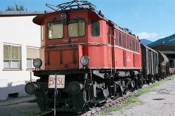 OBB 1245 512-7 at Seltzhal depot