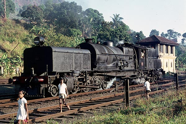 Sri Lankan Railways Garratt 345 at Nawalapitiya