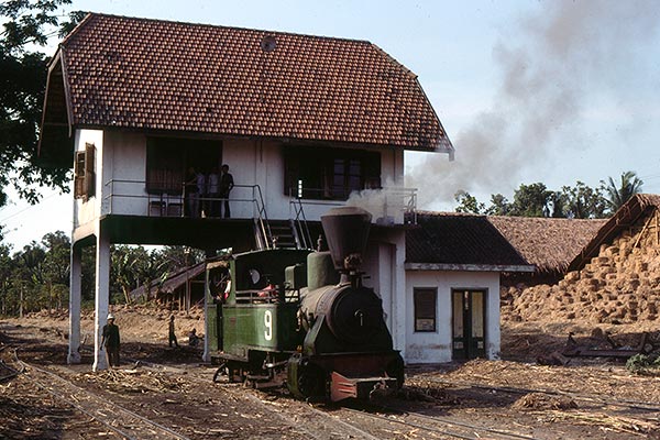 Cepiring Sugar Mill 60 cm gauge O & K 0-8-0T no.9