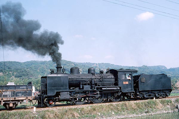 Taiwan Railways Class CT160 2-6-0 CT194 near Ershui