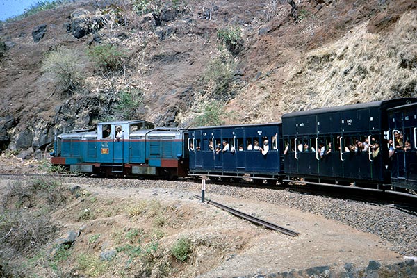 Central Railway (India) NDM1 class 501 Neral to Matheran