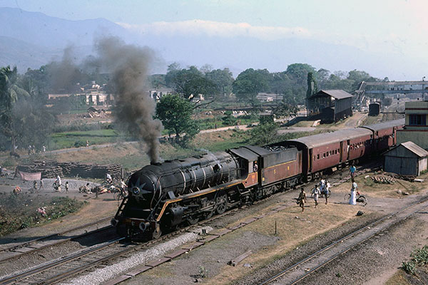 Southern Railway WP class 7418 leaving Parghat