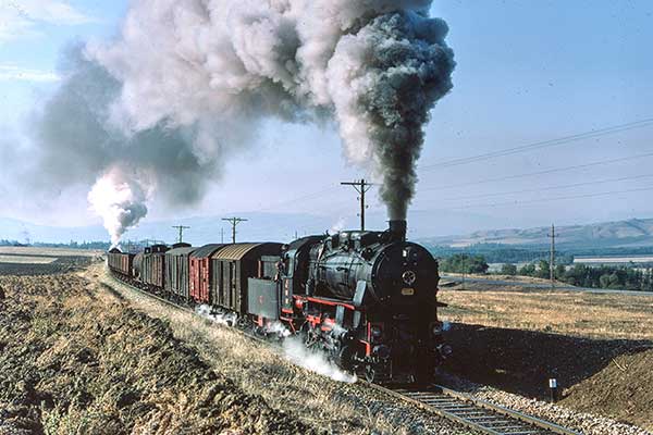 TCDD 2-8-0 45003 and 2-10-0 56135 south of Samsun