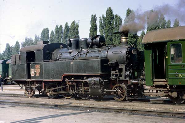 Romanian Railways (CFR) 2-6-2T 375-925
