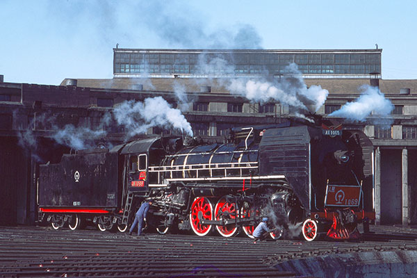 Qiqihar steam depot - RM 4-6-2 RM1069