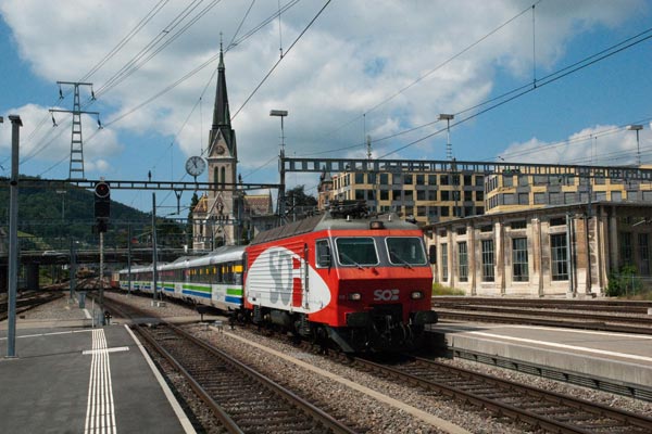 mixed gauge trains at St Gallen hb.
