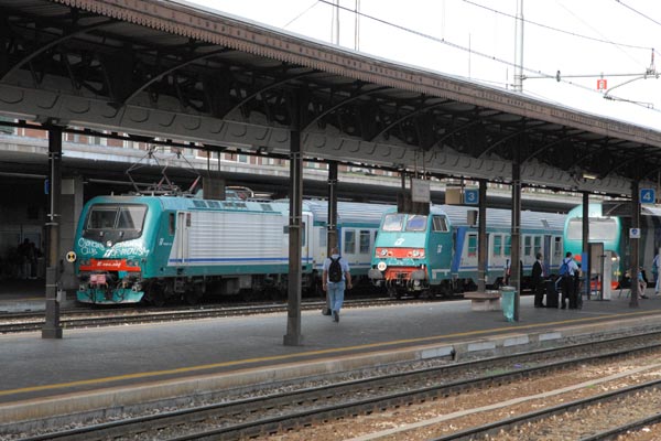 Trains at Verona Porta Nuova