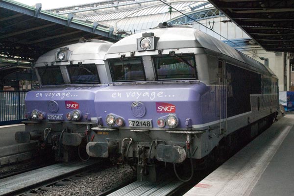 SNCF BB72100 diesels at Paris Est