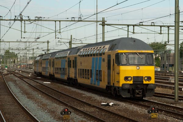 Trains at Rotterdam Centraal