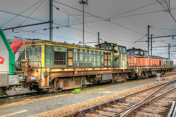 Le Bourget - SNCF 63975 & 63631 - World Railways Photo