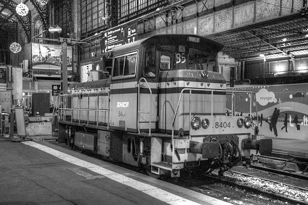 Loco hauled trains in Paris