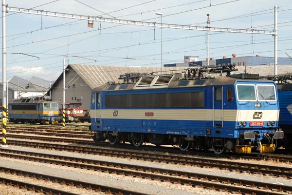 Afternoon trains at Breclav