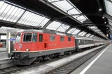 Trains at Zurich Hauptbahnhof 