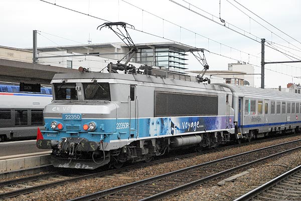 Variety of trains at Dijon Ville