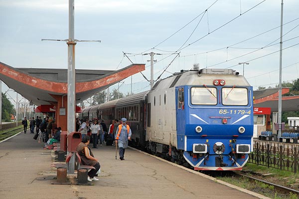 Trains at Brasov - part 1