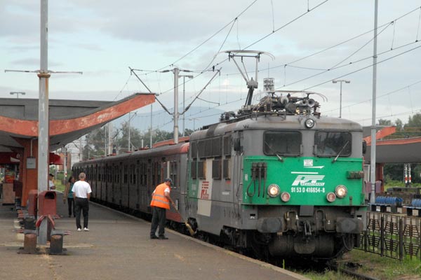 Trains at Brasov - part 2