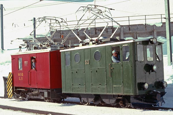 Wengeralpbahn He 2/2 53 & snowplough Xrote 11